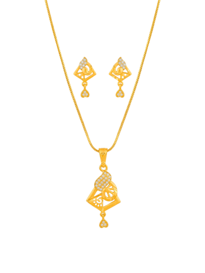 Elegant Crystal Pendant Necklace