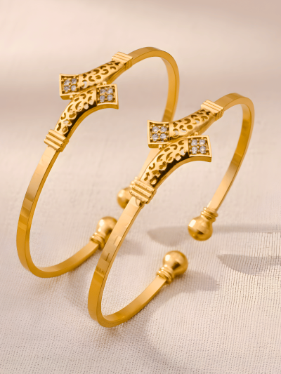 Royal Curve Bangle