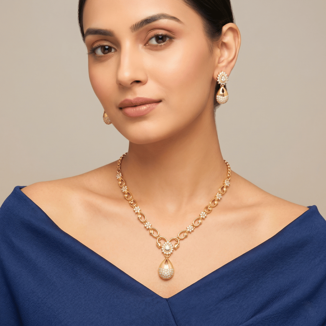 Premium Teardrop Crystal Necklace - Image 3